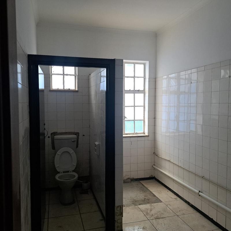 To Let commercial Property for Rent in North End Eastern Cape